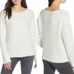 NEW Chelsea 28 White Metallic Sweater